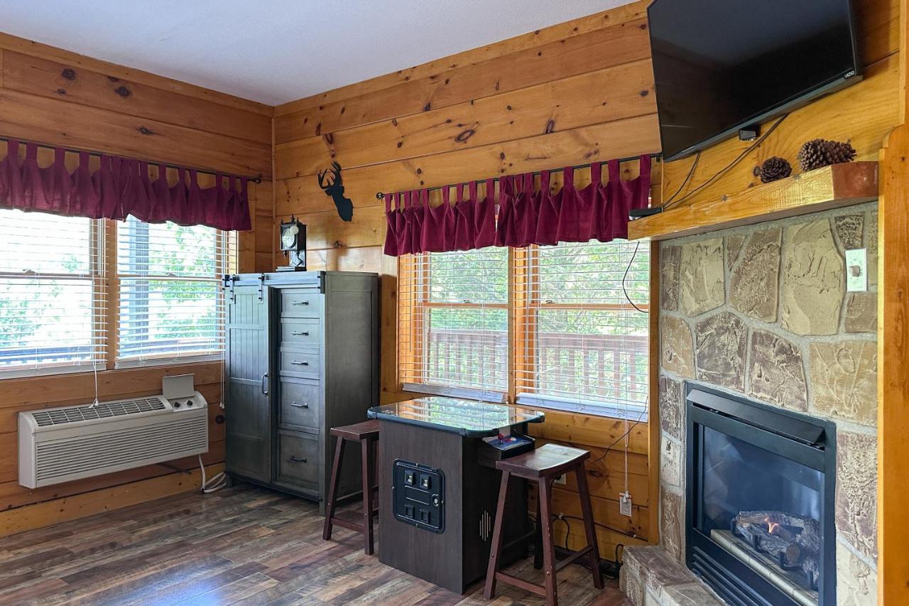 Reindeer Hideaway Villa Pigeon Forge Luaran gambar